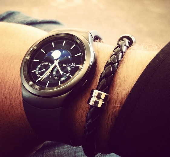 Samsung svela i suoi smartwatch Gear S2 con Tizen
