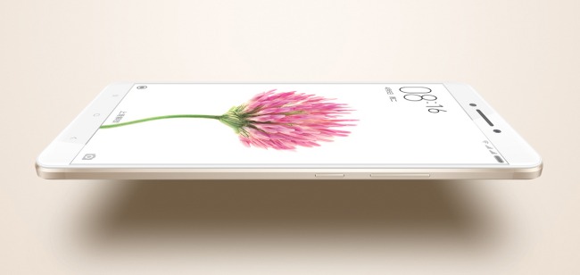 Xiaomi Mi Max, super phablet con schermo da 6,44 pollici