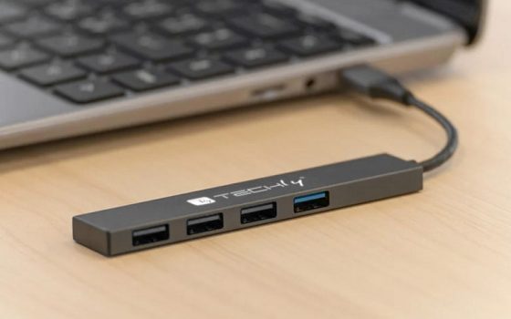 Hub USB Techly per connettere tutti i dispositivi senza difficoltà ai PC con una sola porta