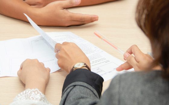 Come chattare con un PDF, tradurre il contenuto ed estrarre le informazioni importanti