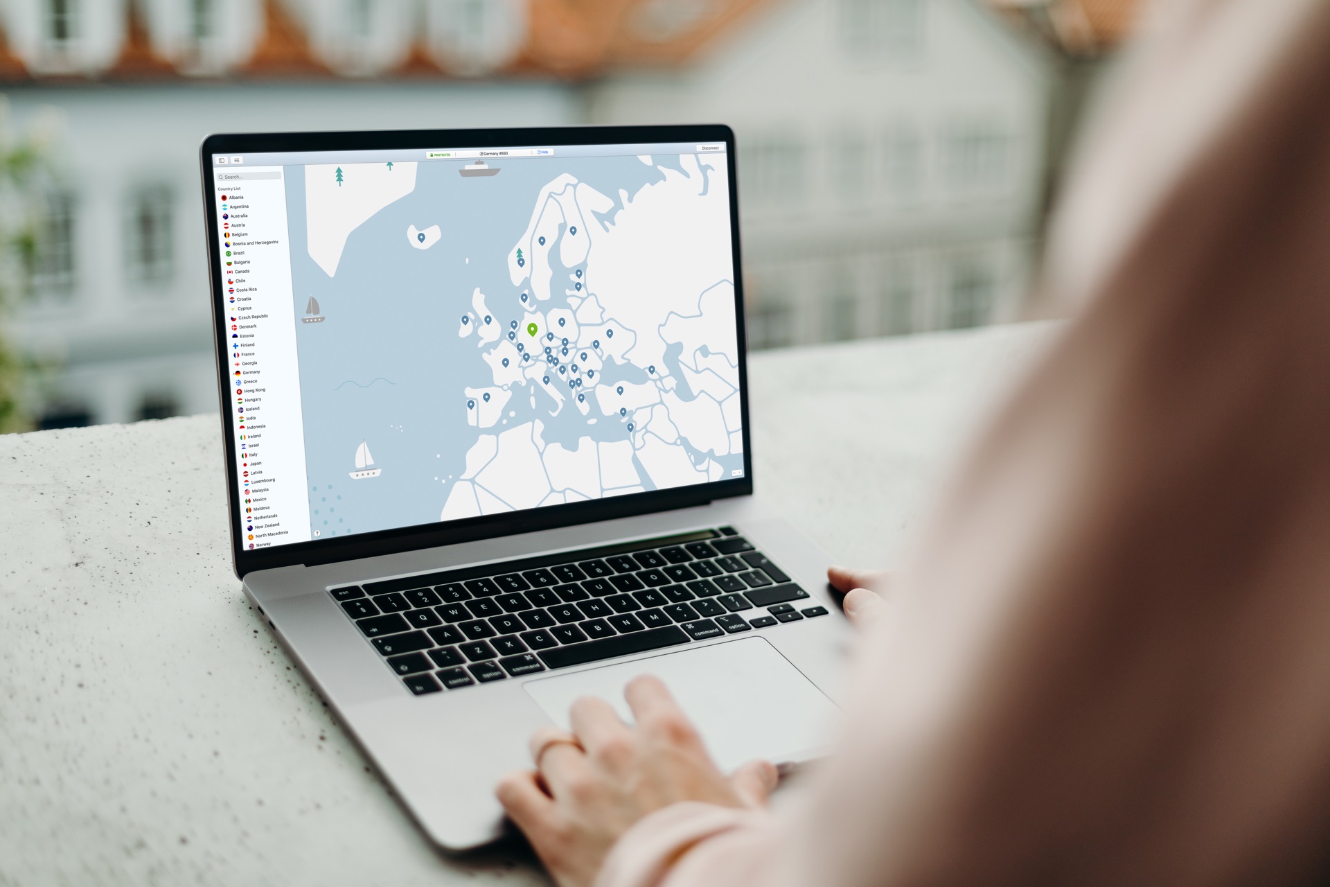 VPN, password manager e 1 TB in cloud: è il piano Completo di NordVPN
