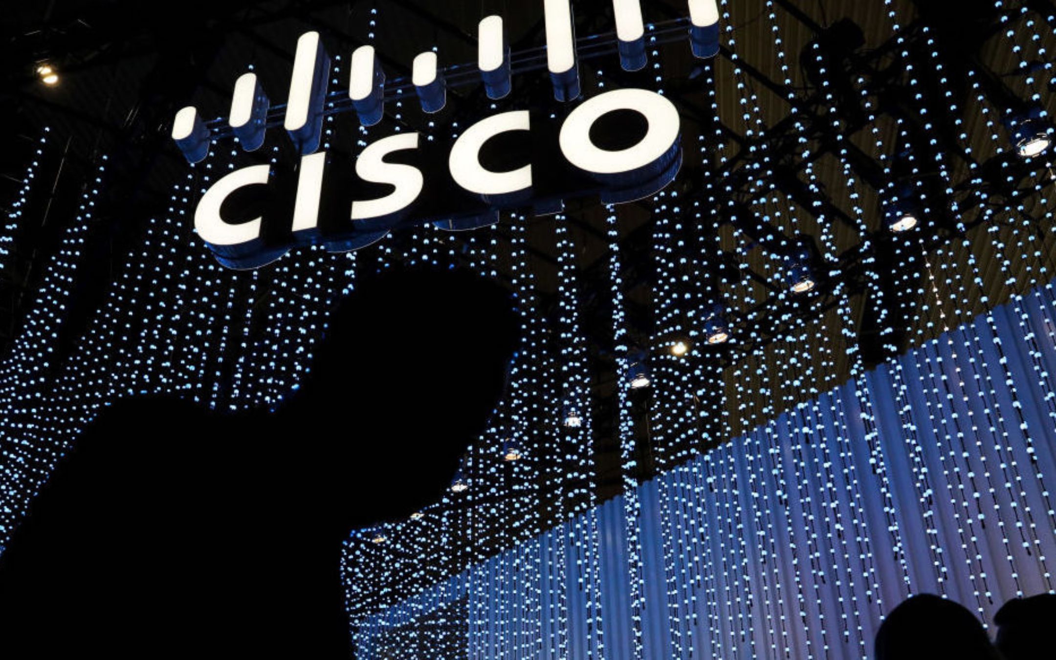 Una vulnerabilidad crítica en los switches de Cisco y la seguridad está en riesgo