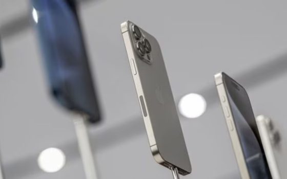 iPhone 15, c'è un motivo per cui sembra molto più leggero