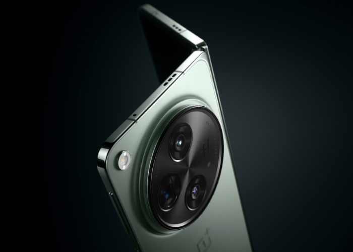 OnePlus Open pieghevole presentazione ufficiale immagini foto specifiche tecniche