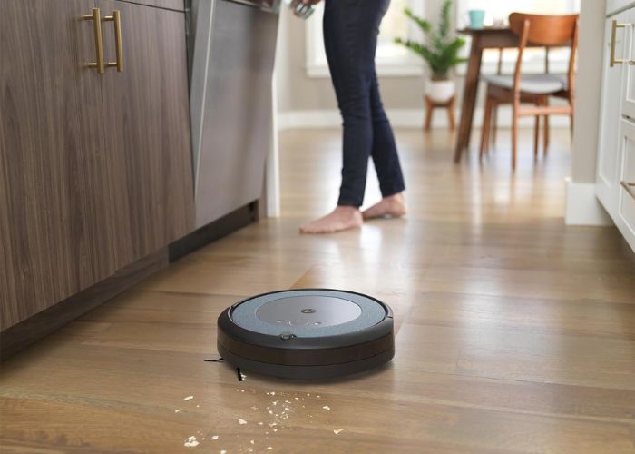 L'aspirapolvere iRobot Roomba Combo i5 è in offerta su Amazon ora! 