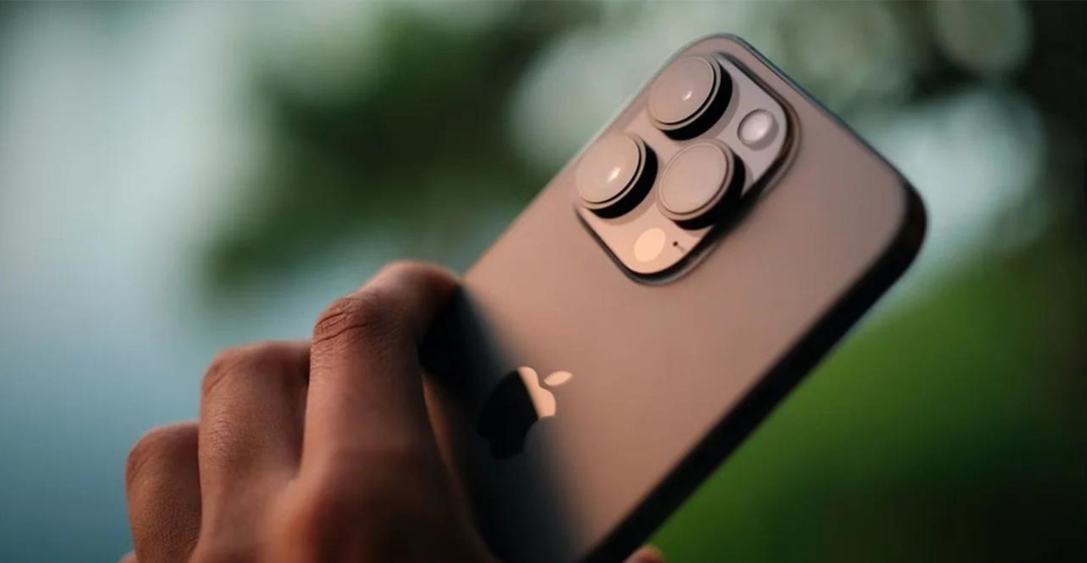 iPhone 16, nuove conferme sul design: sul web una nuova FOTO