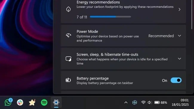 Percentuale batteria Windows 11 barra delle applicazioni image_1
