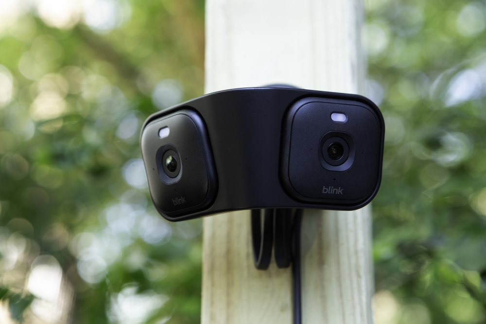 Amazon Blink Arc: doppia telecamera da esterno