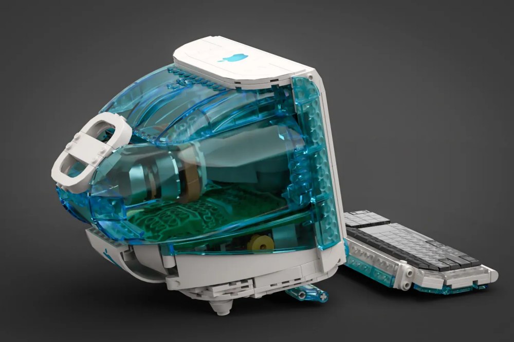 Retro iMac G3 LEGO