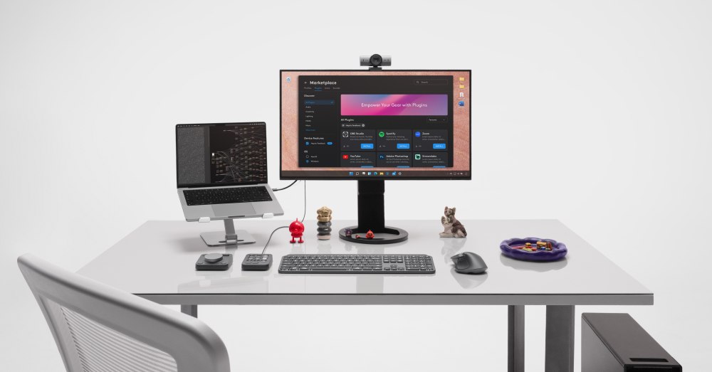 Postazione lavoro desktop con mouse Logitech