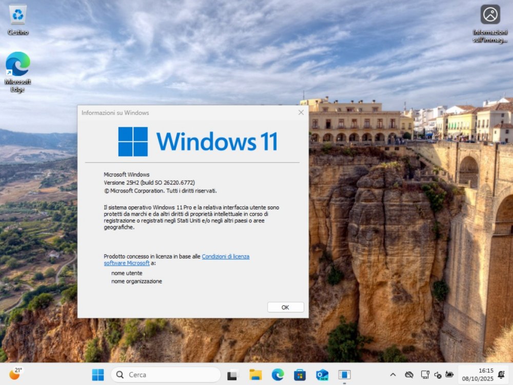 Windows 11 25H2 senza account Microsoft