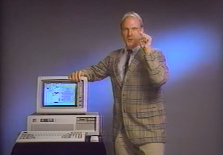 Steve Ballmer presenta Windows 1.0