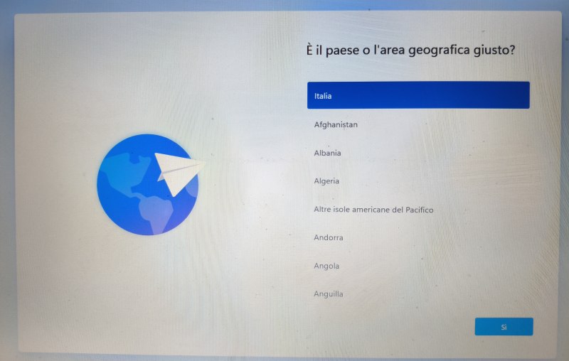 Selezione paese avvio fase OOBE Windows 11