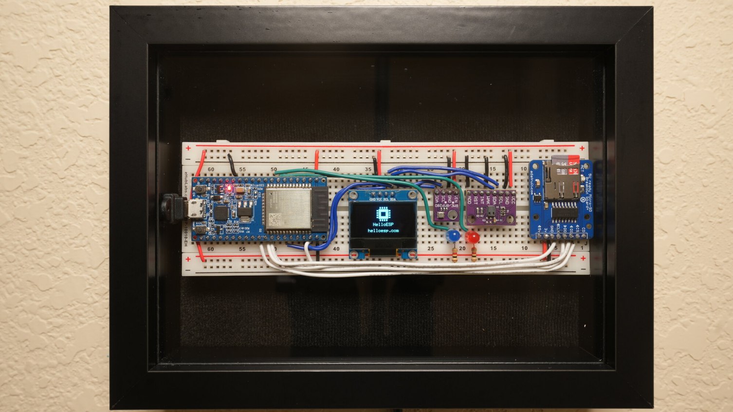 Sito Web su microcontroller ESP32 con 520 KB di RAM: funziona davvero!