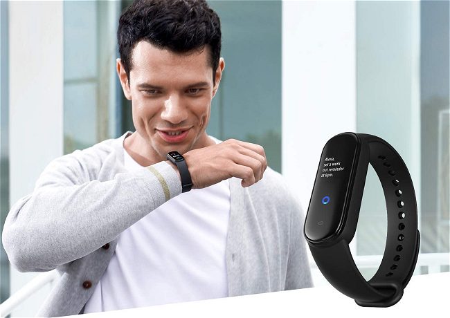 Amazfit Band 5, nuova smartband con supporto Alexa, sensore SpO2 e cardiofrequenzimetro migliorato