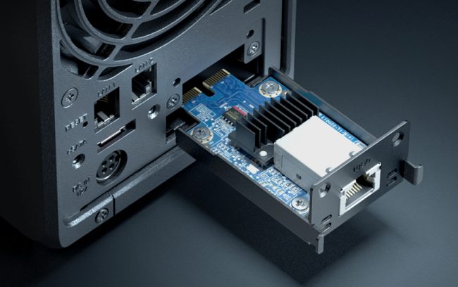 NAS Synology DiskStation DS723+, dispositivo di archiviazione capiente e compatto