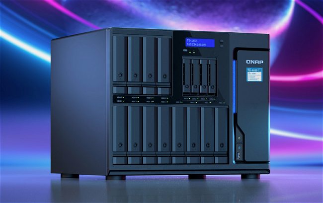 NAS QNAP TS-1655, elevata capacità di archiviazione e prestazioni. Ideale per backup aziendale e virtualizzazione