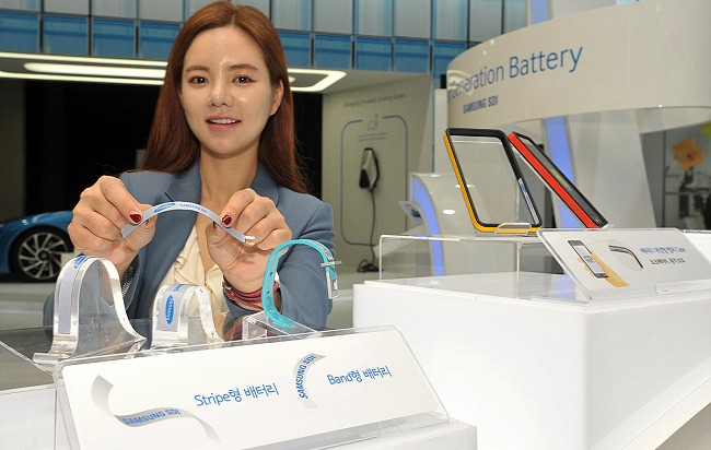 Samsung, batterie pieghevoli per i device indossabili