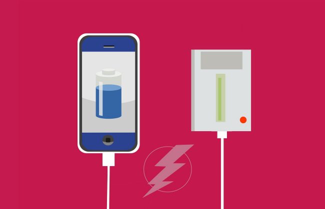 Caricabatterie sempre collegato alla presa elettrica: ininfluente almeno nel caso degli smartphone