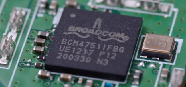 Broadcom rafforza la collaborazione con Apple: nuovi ricavi per 15 miliardi di dollari