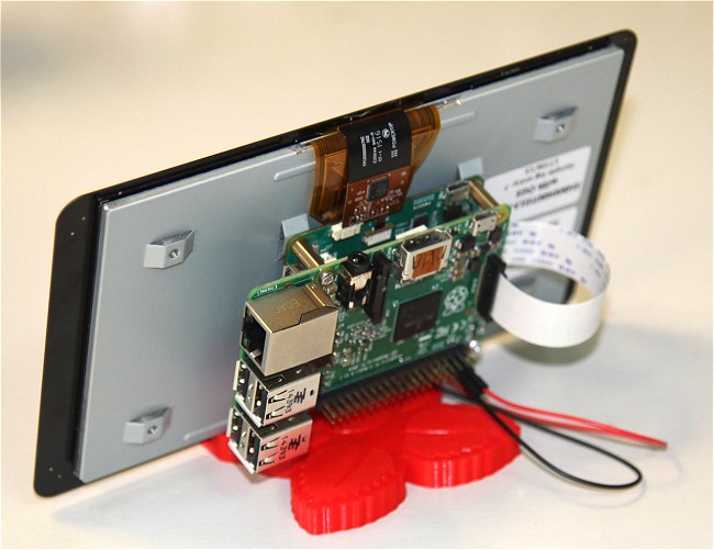 Ecco il display ufficiale per Raspberry Pi