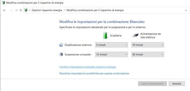 Ventola dissipatore spesso attiva sul notebook e quando si collega l'alimentatore