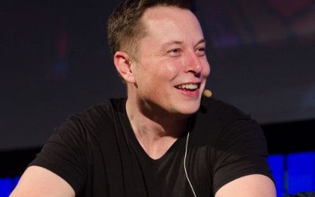 Elon Musk contro Jeff Bezos: i monopoli non devono esistere