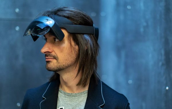 Microsoft HoloLens 2: i nuovi occhiali per la realtà mista