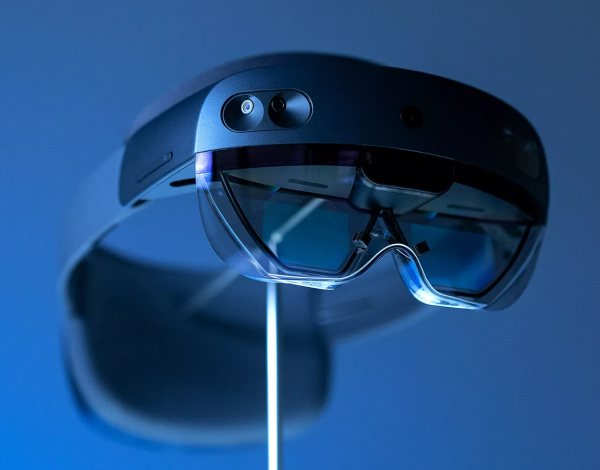 Microsoft HoloLens 2: i nuovi occhiali per la realtà mista