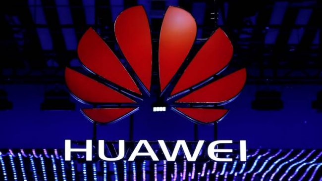 Google e altre aziende USA interrompono le collaborazioni con Huawei
