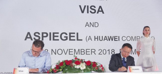 Huawei Pay, la soluzione per i pagamenti con lo smartphone arriva in Europa con Visa