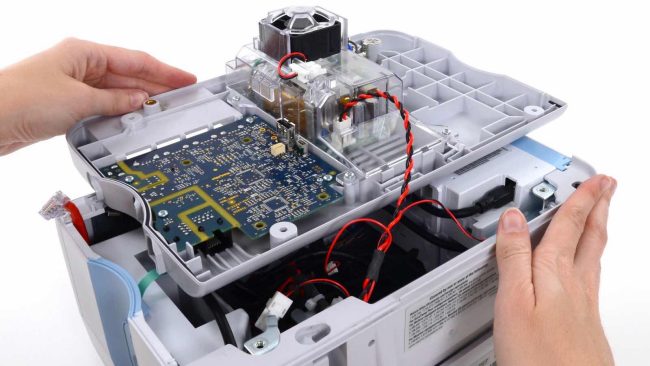 iFixit spiegherà come riparare gratis gli strumenti usati in medicina