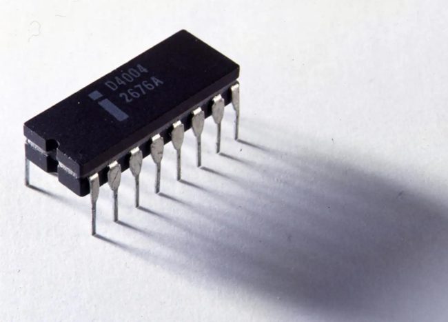 50 anni di processori: Intel 4004, com'era fatto e perché aprì una nuova era