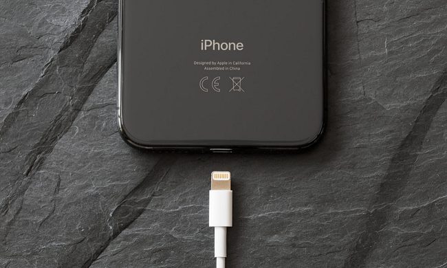 iPhone 12: l'ultimo smartphone Apple a usare il connettore Lightning