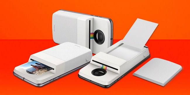 Gli smartphone Moto Z si trasformano in Polaroid grazie a uno speciale addon