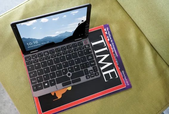 CHUWI Minibook: ecco il portatile ultracompatto Yoga design con display da 8 pollici