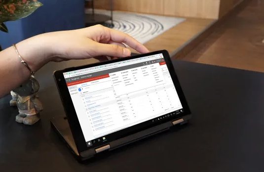 CHUWI Minibook: ecco il portatile ultracompatto Yoga design con display da 8 pollici