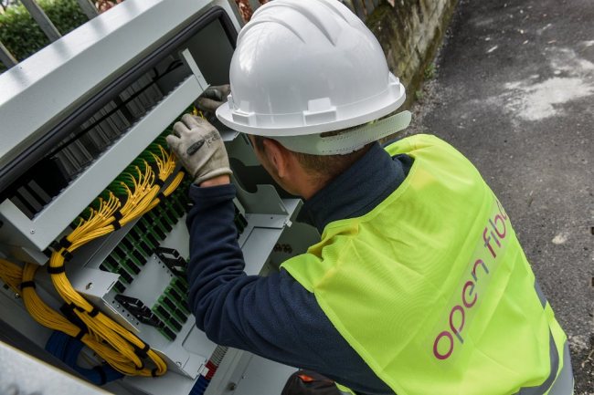 Open Fiber: la banda ultralarga a 1 Gbps su rete interamente in fibra arriva anche a Roma