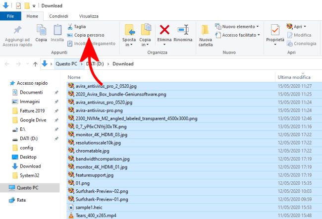 Ottenere la lista dei file contenuti in una cartella usando solo l'interfaccia di Windows 10