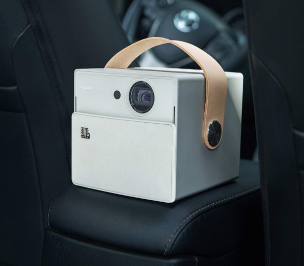 Stabilizzatori per smartphone e fotocamere CRANE-M2, proiettore Xiaomi XGIMI in offerta