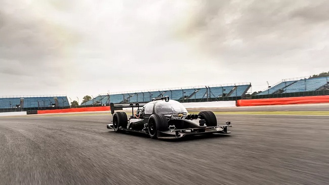 Roborace, auto a guida autonoma si sfidano in pista