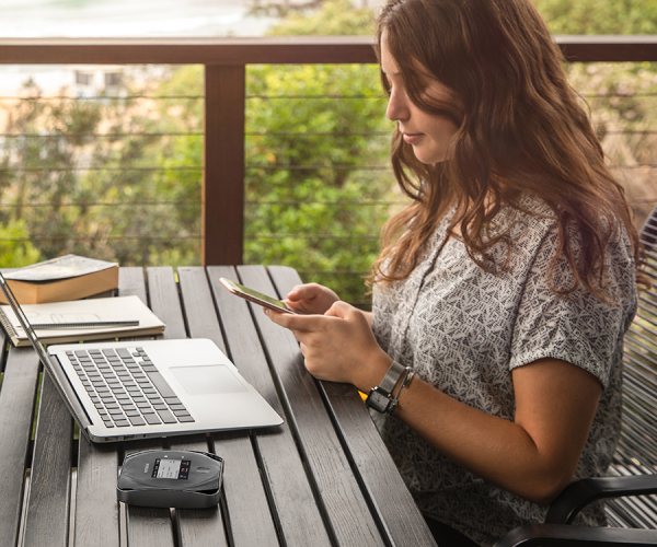 Router WiFi portatile 4G/LTE: Netgear presenta Nighthawk M2 e Hotspot AC797