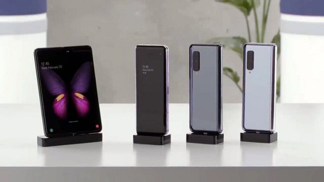 Galaxy Fold: chiuse le prenotazioni per l'elevata richiesta, si parla delle caratteristiche