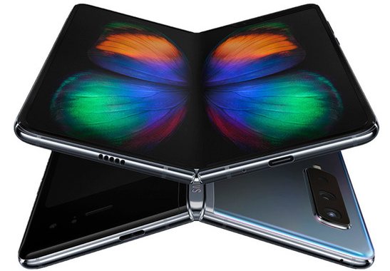 Galaxy Fold, cos'è e come funziona lo smartphone con doppio schermo di cui uno pieghevole