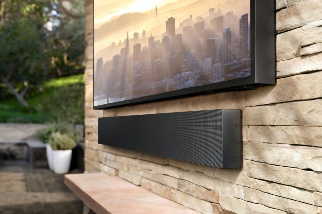 Samsung The Terrace, la nuova linea di TV 4K QLED da esterni