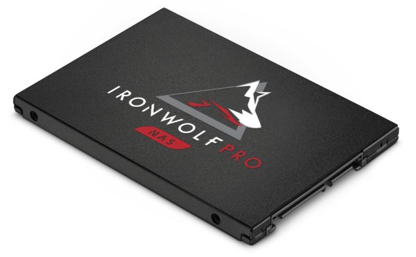 Hard disk e SSD capienti per server NAS: cosa offrono i nuovi Seagate IronWolf e IronWolf Pro