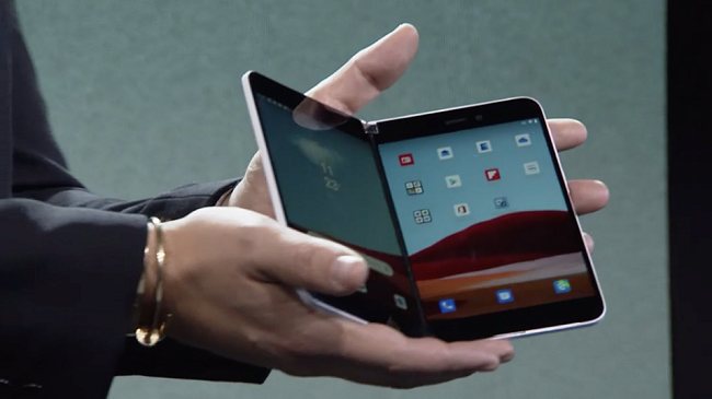 Dispositivi dual screen svelati da Microsoft: Surface Neo con Windows 10X e lo smartphone Android Surface Duo