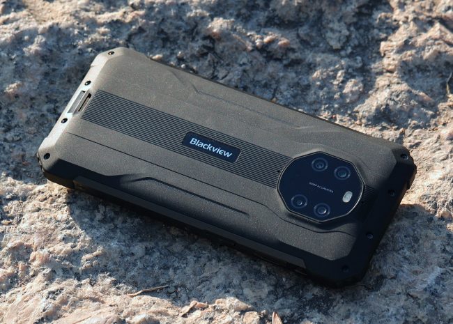 Smartphone rugged Blackview BV8800: super resistente e impermeabile in offerta lancio a meno di 230 euro