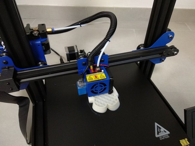 Stampante 3D Tronxy XY-2 Pro: si assembla in pochi minuti e i risultati sono di primo livello