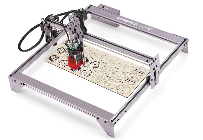 AtomStack A5 Pro, stampante a incisione laser in offerta per pochi giorni